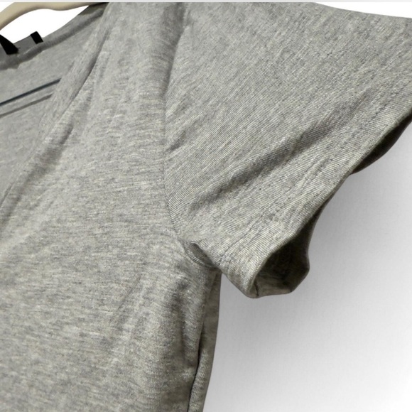 Lulus Carefree Look Heather Grey Short Sleeve V-Neck Tee, Minimalist Everyday - Picture 6 of 10